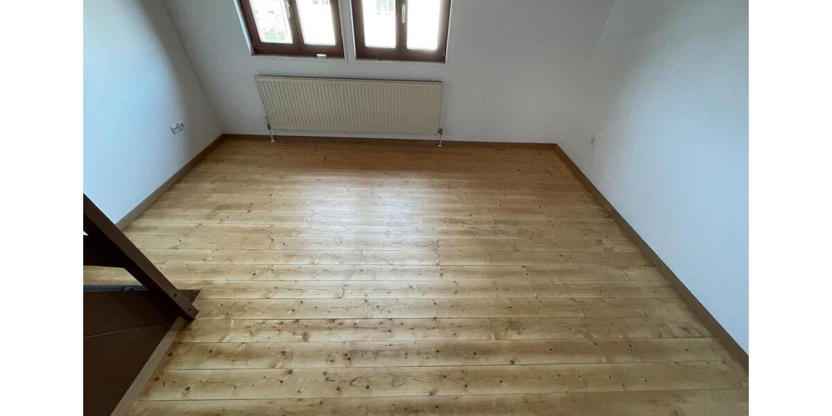 Etagenwohnung Reisbach Englmannsberg - 3 Zimmer, 76 m&sup2;, 620&euro; | Angebot:25637797