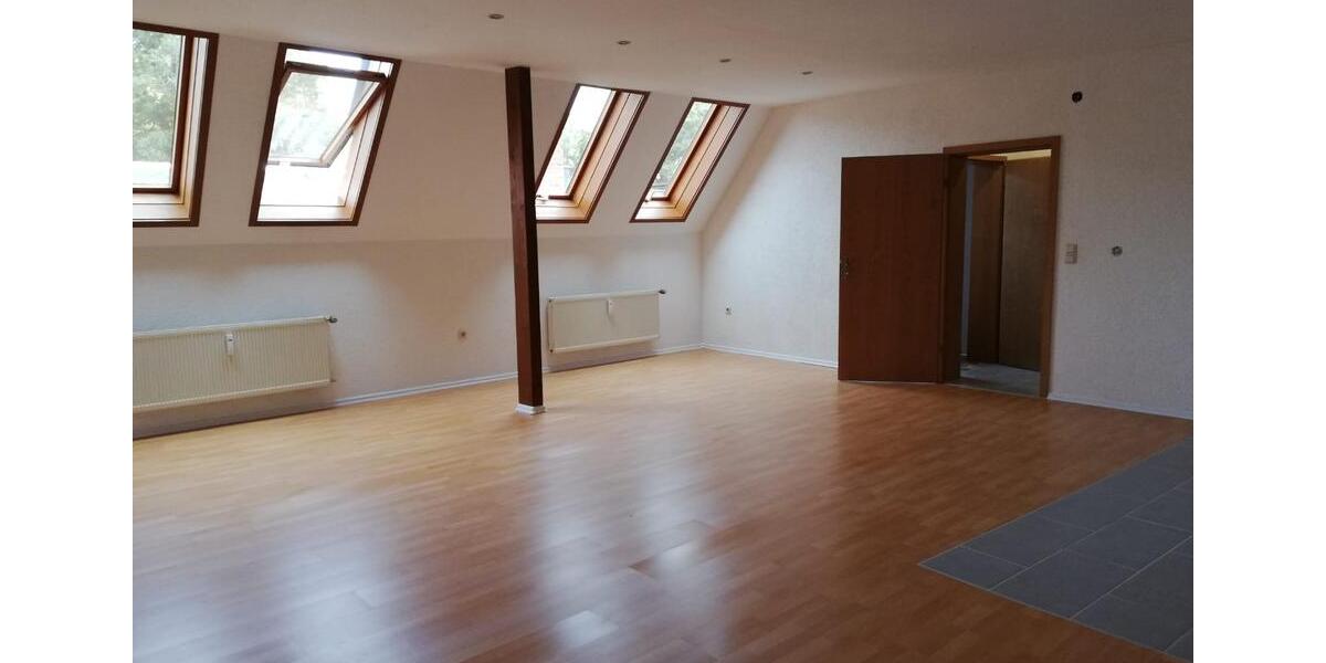 Dachgeschoßwohnung Herbsleben - 2 Zimmer, 90 m&sup2;, 720&euro; | Angebot:26321991