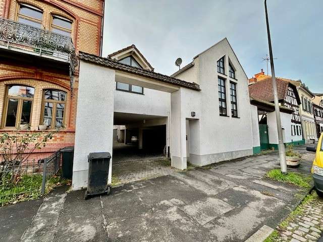 Haus zum Mieten in Wiesbaden 2.100 € 149 m² 4 zimmer