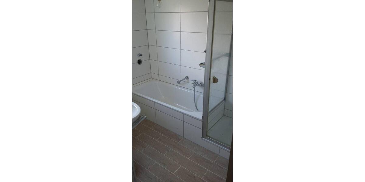 Etagenwohnung Endingen am Kaiserstuhl - 4 Zimmer, 110 m&sup2;, 1.250&euro; | Angebot:26395484