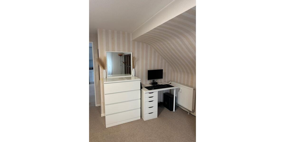 Dachgeschoßwohnung Altenstadt - 3.5 Zimmer, 70 m&sup2;, 750&euro; | Angebot:25048988