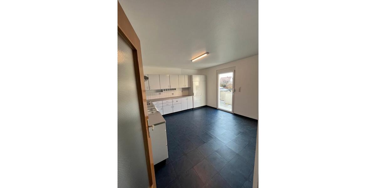 Reihenhaus Hechingen - 5 Zimmer, 90 m&sup2;, 1.100&euro; | Angebot:24977744