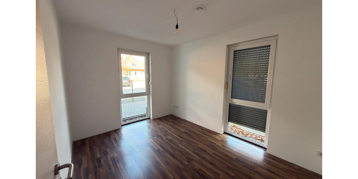 Erdgeschoßwohnung Sassenburg - 4 Zimmer, 110 m&sup2;, 1.115&euro; | Angebot:26005663