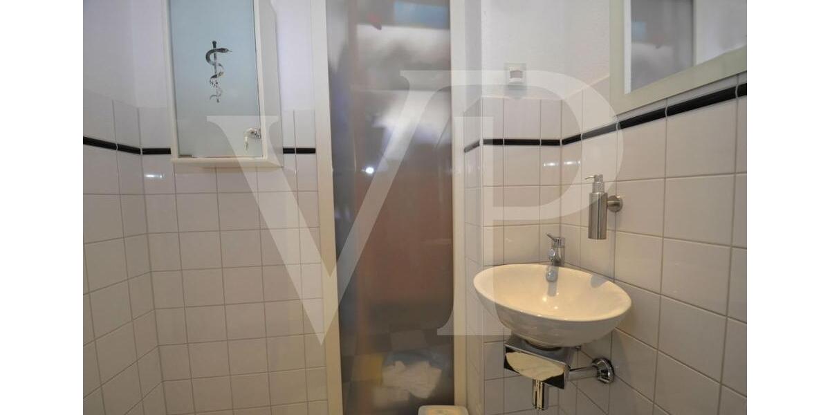 Villa Seeheim-Jugenheim Jugenheim - 8 Zimmer, 220 m&sup2;, 2.530&euro; | Angebot:24871393