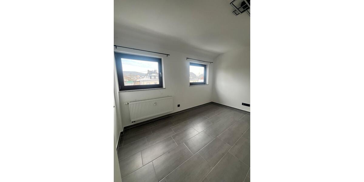 Dachgeschoßwohnung Limburg an der Lahn - 3 Zimmer, 105 m&sup2;, 830&euro; | Angebot:24695299