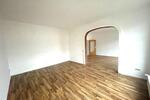 Etagenwohnung Wilhelmshaven - 4 Zimmer, 100 m&sup2;, 650&euro; | Angebot:26442920
