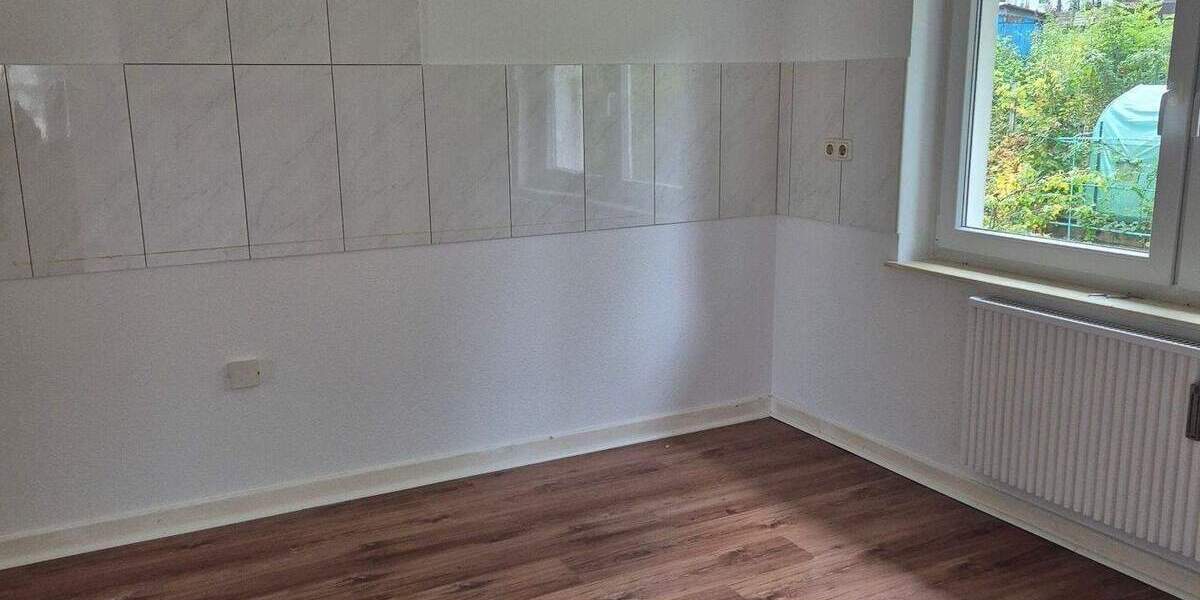 Etagenwohnung Lüdenscheid Tinsberg - 2 Zimmer, 350&euro; | Angebot:24620059