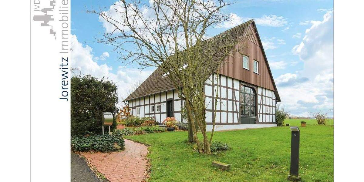 Bauernhaus, Landhaus Bielefeld Schildesche - 7 Zimmer, 202 m&sup2;, 1.998&euro; | Angebot:25669164
