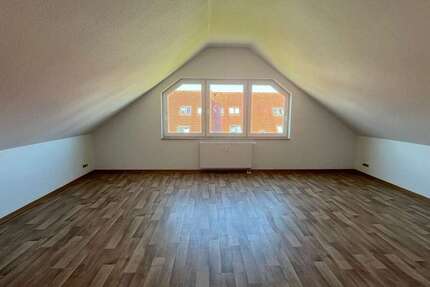 Wohnung Halberstadt - 3 Zimmer, 76 m&sup2;, 419&euro; | Angebot:26758241
