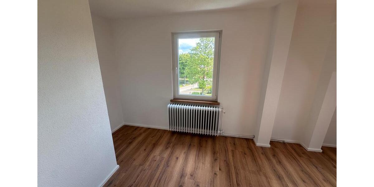 Dachgeschoßwohnung Waldbrunn - 3 Zimmer, 70 m&sup2;, 750&euro; | Angebot:26525464