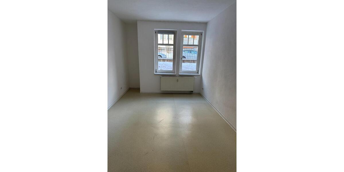 Erdgeschoßwohnung Nordhausen - 3 Zimmer, 60 m&sup2;, 390&euro; | Angebot:24670816