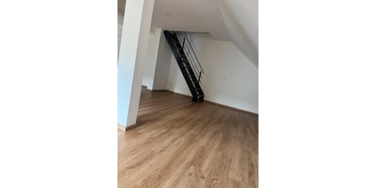Etagenwohnung Forchheim - 2 Zimmer, 80 m&sup2;, 800&euro; | Angebot:26699655