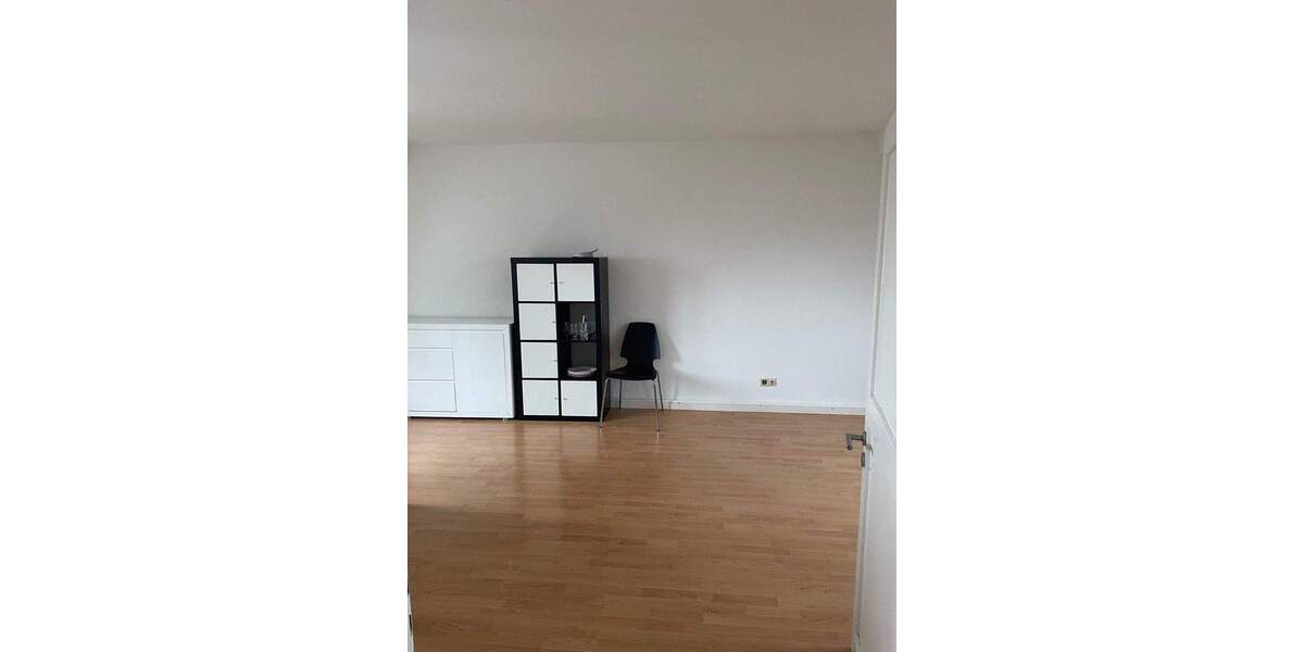 Charmante zwei-Zimmer DG-Wohnung in Köln-Braunsfeld mit Gartennutzung - Bitte nur schriftliche Bewerbungen - 2 zimmer