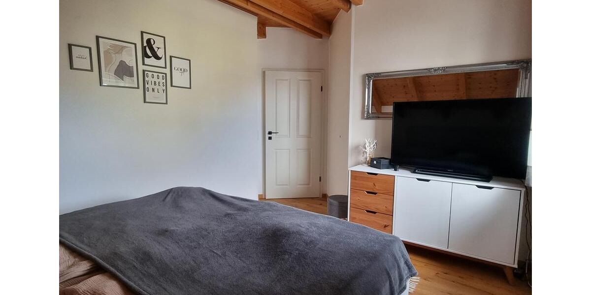 Etagenwohnung Osterhofen - 4 Zimmer, 95 m&sup2;, 950&euro; | Angebot:25837738