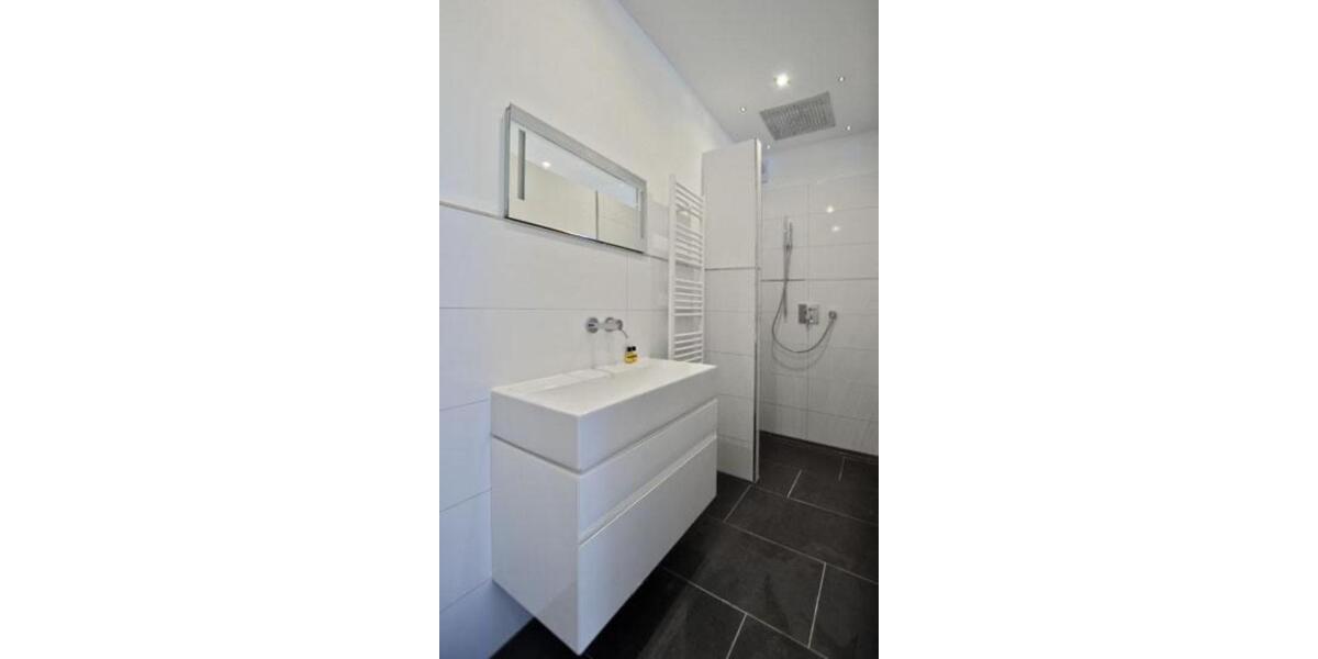 Erdgeschoßwohnung Hürth - 1 Zimmer, 41 m&sup2;, 985&euro; | Angebot:24354471