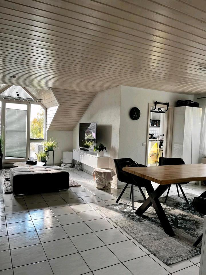 Schwaigern Mietwohnung DG 86qm 850 Kaltmiete + 350 NK zimmer