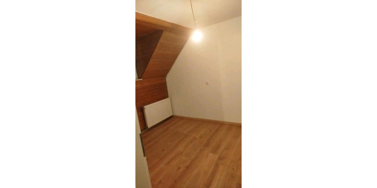 Maisonettenwohnung Briedel - 4 Zimmer, 110 m&sup2;, 700&euro; | Angebot:25307357