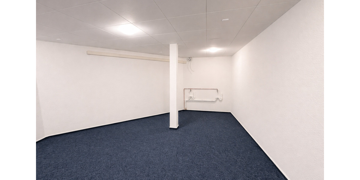 Etagenwohnung Bremerhaven Mitte - 5 Zimmer, 175 m&sup2;, 1.050&euro; | Angebot:25875195