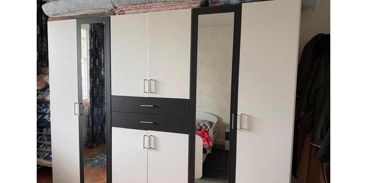 Etagenwohnung Köln Chorweiler - 2 Zimmer, 60 m&sup2;, 900&euro; | Angebot:26671697