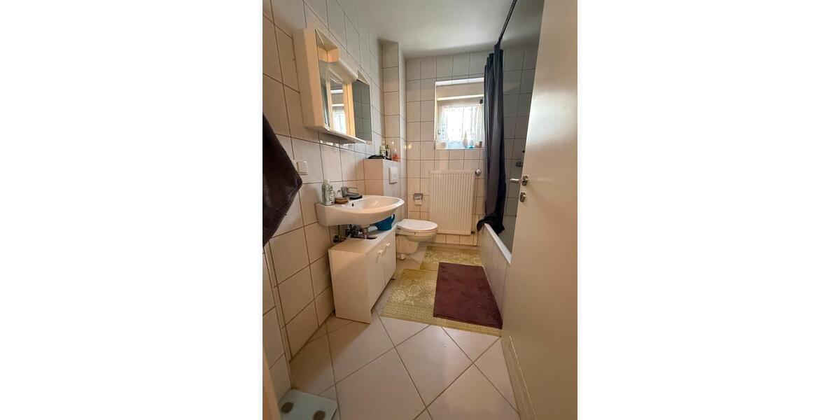 Erdgeschoßwohnung Rüsselsheim am Main - 2 Zimmer, 58 m&sup2;, 1.250&euro; | Angebot:24743040