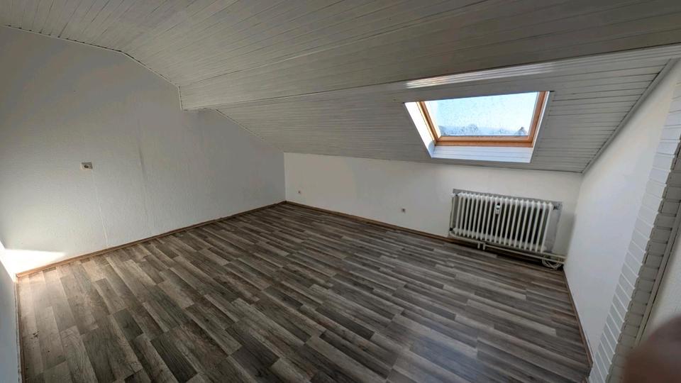 Dachgeschoßwohnung Reinhardshagen - 2 Zimmer, 62 m&sup2;, 450&euro; | Angebot:25548937