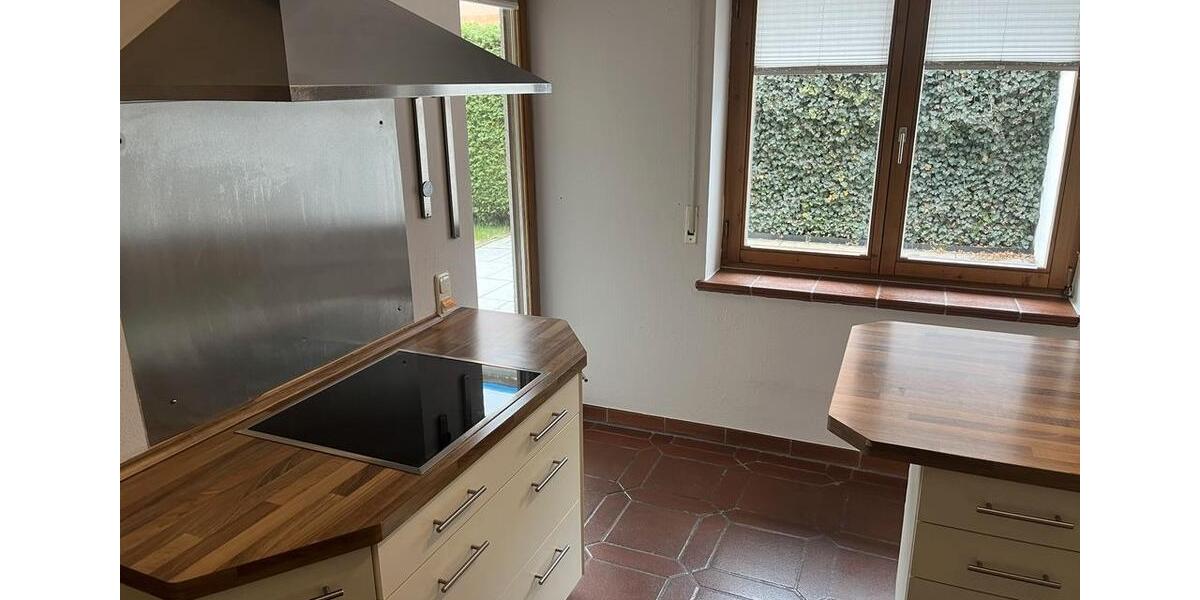 Doppelhaushälfte Gräfelfing - 7 Zimmer, 210 m&sup2;, 4.995&euro; | Angebot:23216909