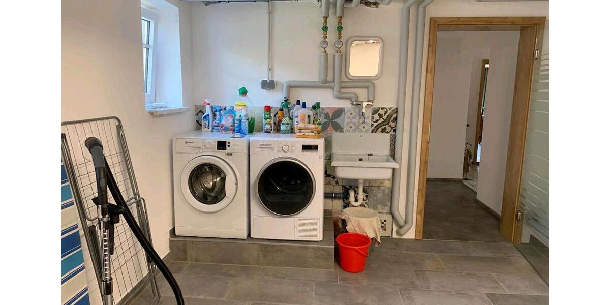 Wohnen auf Zeit Mindelheim - 9 Zimmer, 170 m&sup2;, 425&euro; | Angebot:25085206