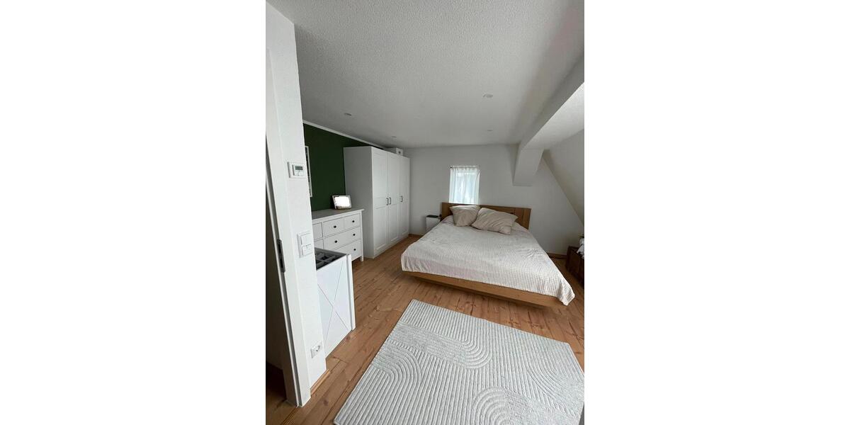 Etagenwohnung Rottenburg am Neckar - 3 Zimmer, 95 m&sup2;, 1.000&euro; | Angebot:26562328