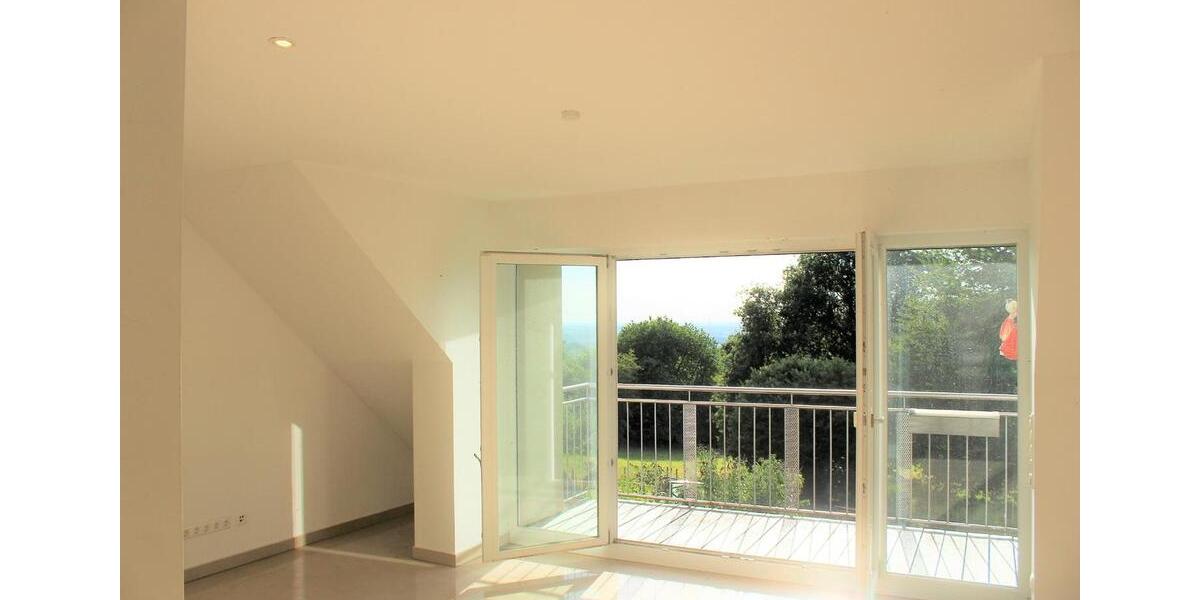 Dachgeschoßwohnung Haibach - 3 Zimmer, 109 m&sup2;, 1.199&euro; | Angebot:26256086