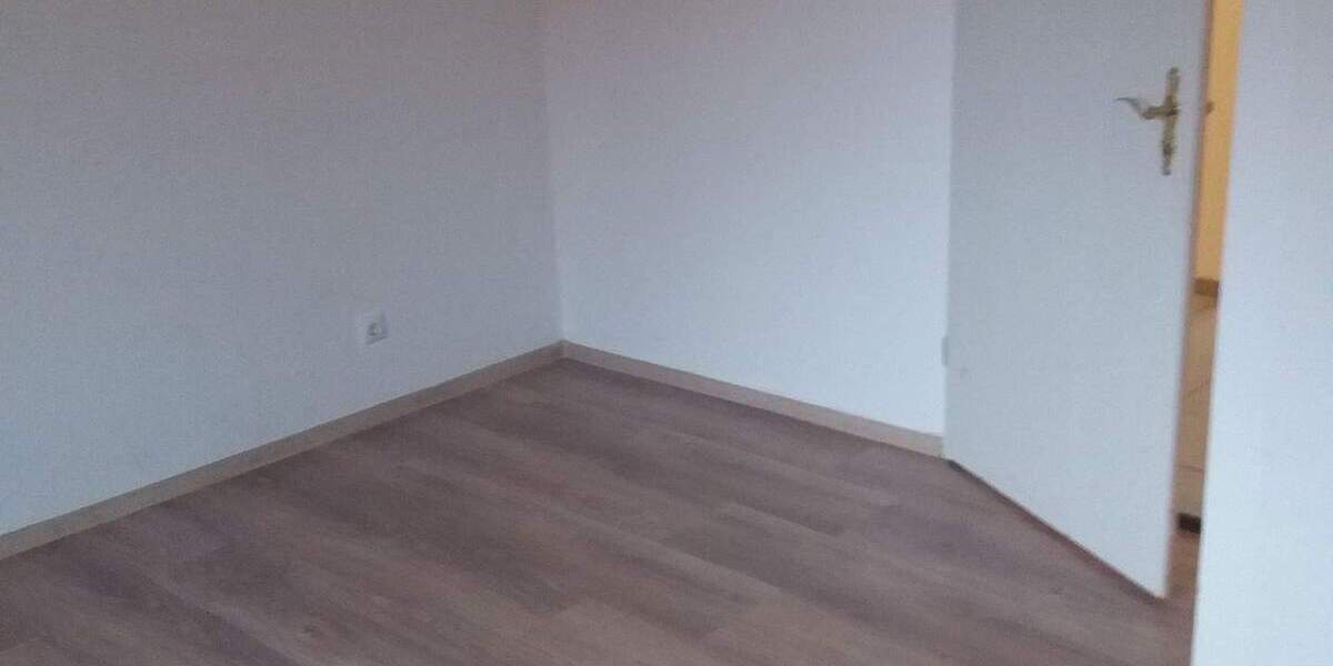 Etagenwohnung Liebenwalde - 2 Zimmer, 70 m&sup2;, 700&euro; | Angebot:23208038