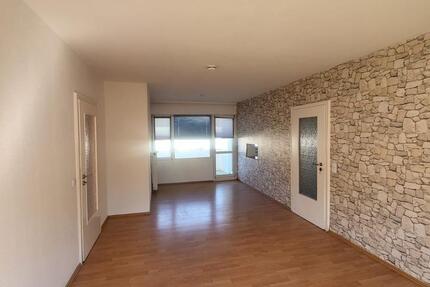 Wohnung Hameln Kernstadt - 3 Zimmer, 75 m&sup2;, 476&euro; | Angebot:26645737