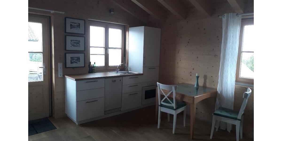 Ruhige Wohnung für junge Lehrer*innen 2 zimmer