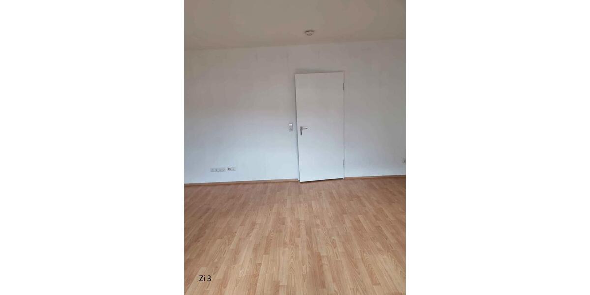 Wohnen auf Zeit Karlsruhe Mühlburg - 1 Zimmer, 12 m&sup2;, 399&euro; | Angebot:26335269