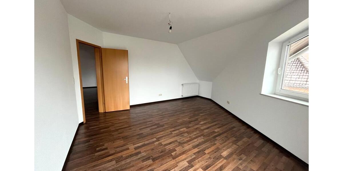 Maisonettenwohnung Esens - 4 Zimmer, 113 m&sup2;, 900&euro; | Angebot:26006642