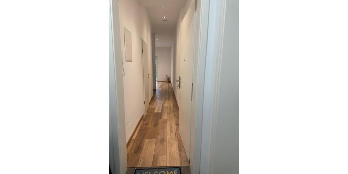 Erdgeschoßwohnung Düsseldorf Stadtbezirk 5 - 1 Zimmer, 38 m&sup2;, 690&euro; | Angebot:24490243