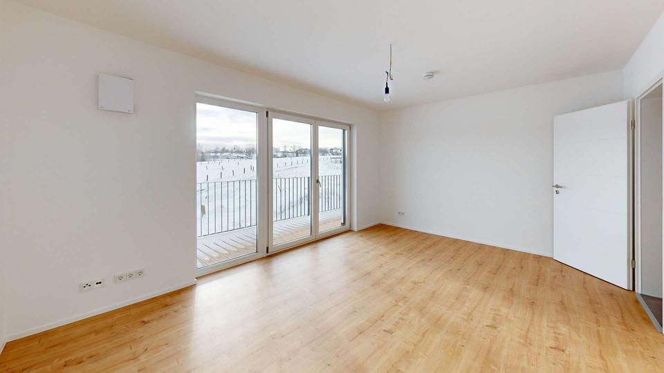 Etagenwohnung Tiefenbach - 2 Zimmer, 82 m&sup2;, 925&euro; | Angebot:23552442