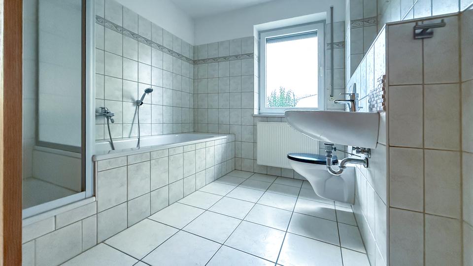 Erdgeschoßwohnung Breitenworbis - 3 Zimmer, 88 m&sup2;, 570&euro; | Angebot:23398148