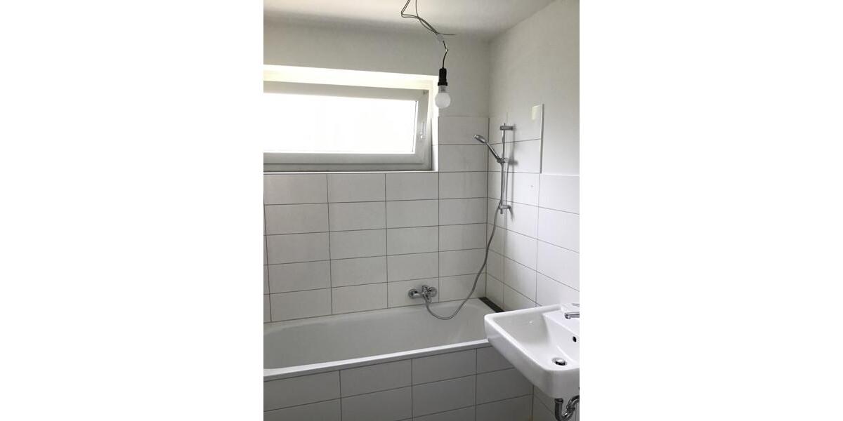 Etagenwohnung Bielefeld Sennestadt - 3 Zimmer, 74 m&sup2;, 666&euro; | Angebot:24696740