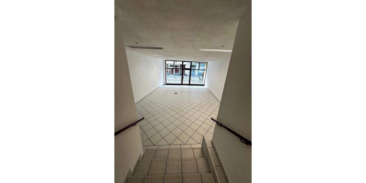 Gewerbeobjekt Weißenfels - 2 Zimmer, 700&euro; | Angebot:24621078