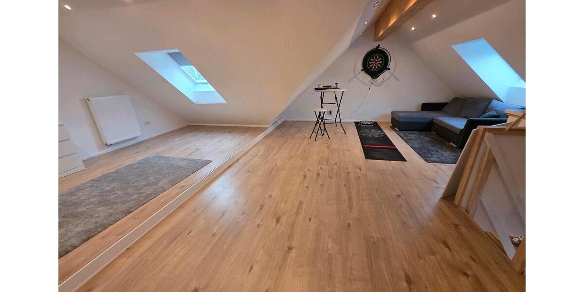Exclusive Neubau 3,5 Zi. Wohnung, Dachg. + Galerie, großer Balkon 4 zimmer