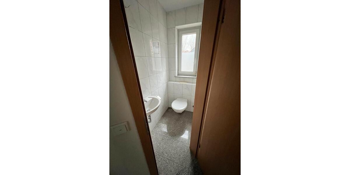 Reihenhaus ab ca. 01.07.2026, ‼️‼️LESEN ‼️‼️ 4 zimmer