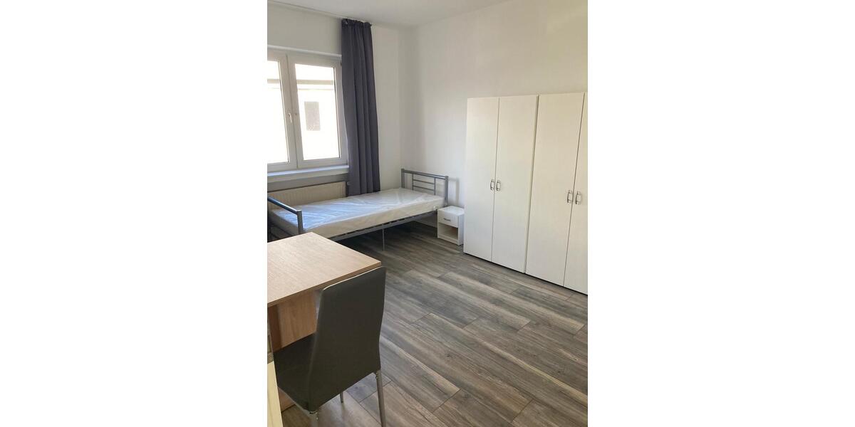 Mehrfamilienhaus, Wohnhaus Lübbecke - 14 Zimmer, 330 m&sup2;, 3.000&euro; | Angebot:26309044