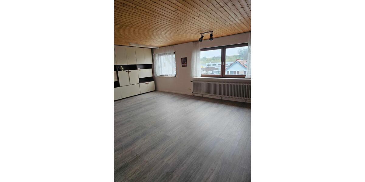 Doppelhaushälfte Eberdingen - 5.5 Zimmer, 140 m&sup2;, 1.600&euro; | Angebot:26644731