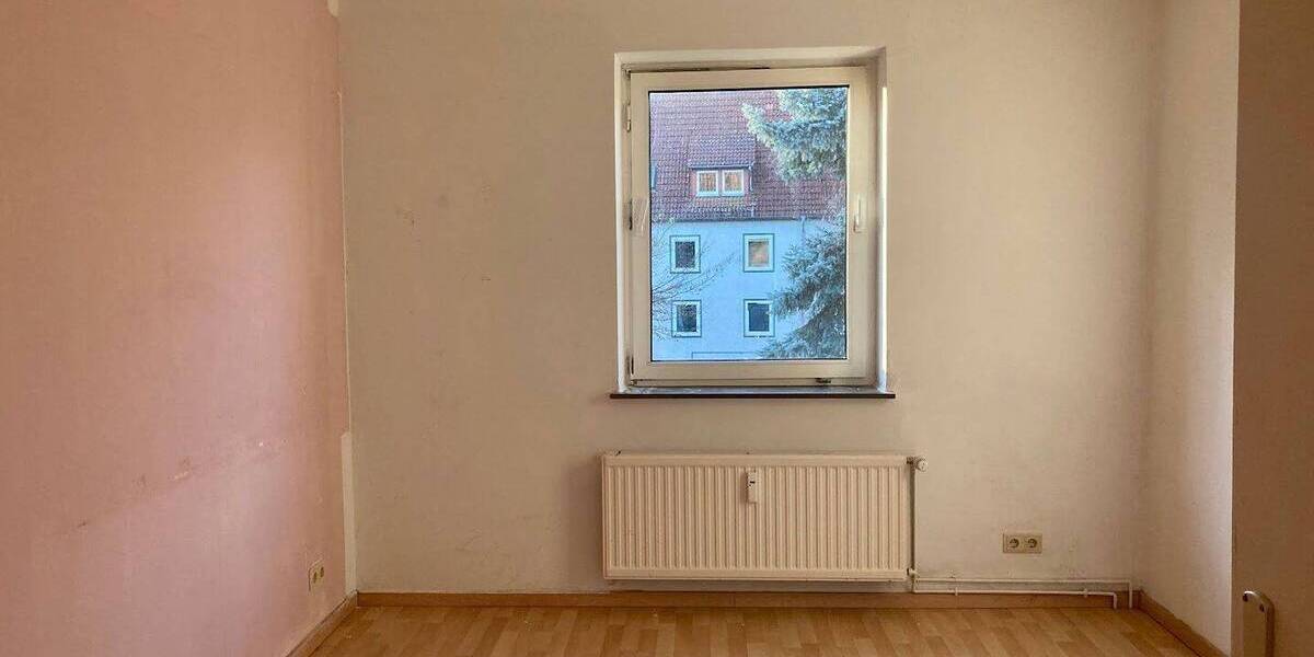 Etagenwohnung Salzgitter Lebenstedt - 4 Zimmer, 81 m&sup2;, 490&euro; | Angebot:26156224
