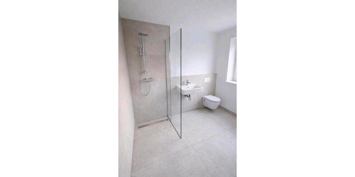 Dachgeschoßwohnung Bad Lausick - 3 Zimmer, 100 m&sup2;, 1.050&euro; | Angebot:26029282