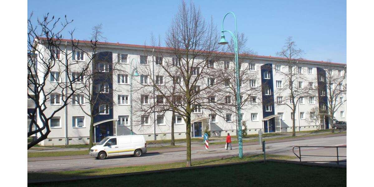 Etagenwohnung Hoyerswerda Neustadt - 3 Zimmer, 63 m&sup2;, 335&euro; | Angebot:27020123