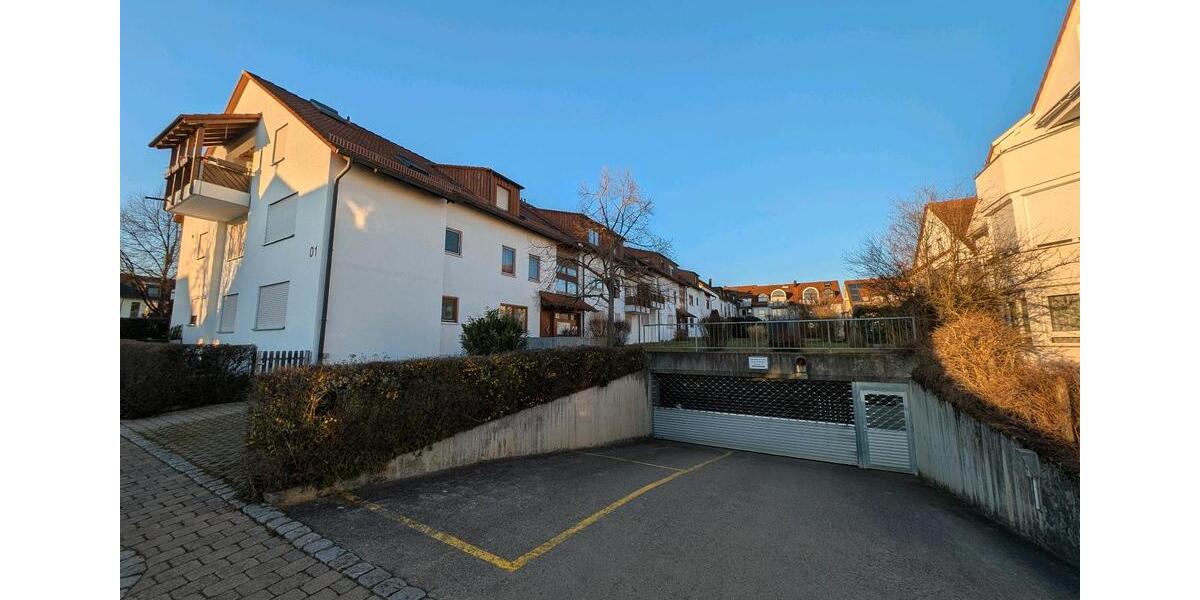 Dachgeschoßwohnung Köngen - 3 Zimmer, 76 m&sup2;, 950&euro; | Angebot:25226264