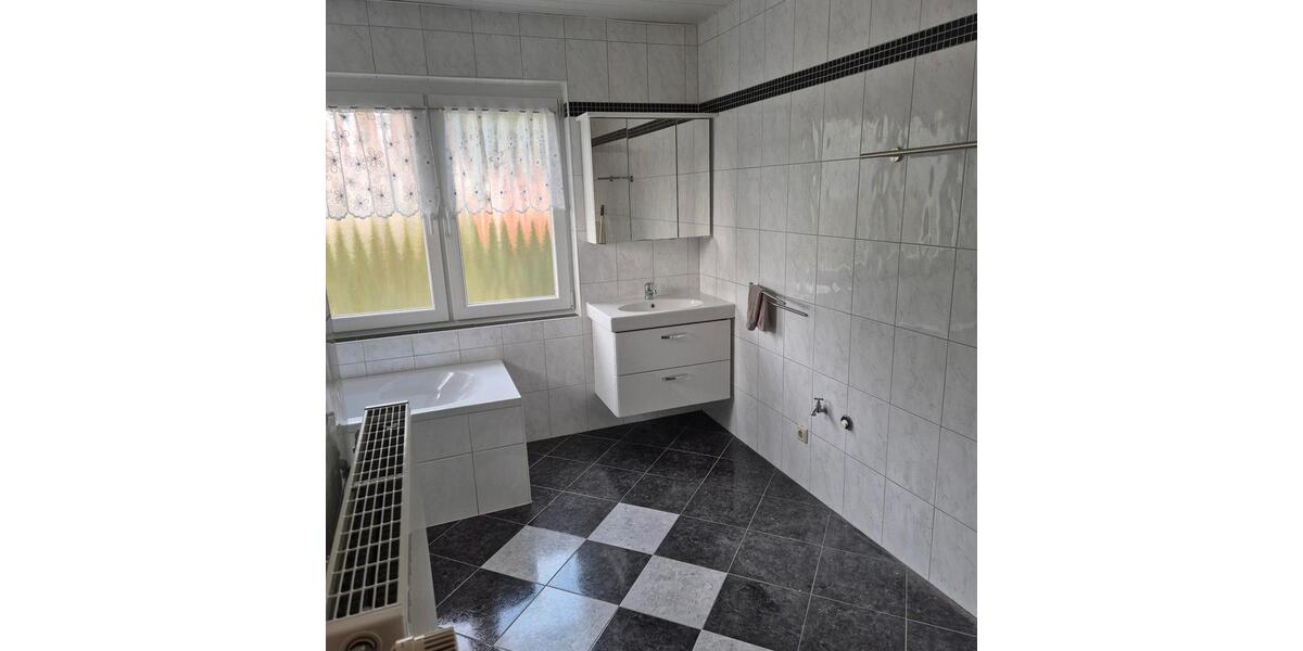 Einfamilienhaus Ostrhauderfehn - 6 Zimmer, 170 m&sup2;, 1.100&euro; | Angebot:22195982