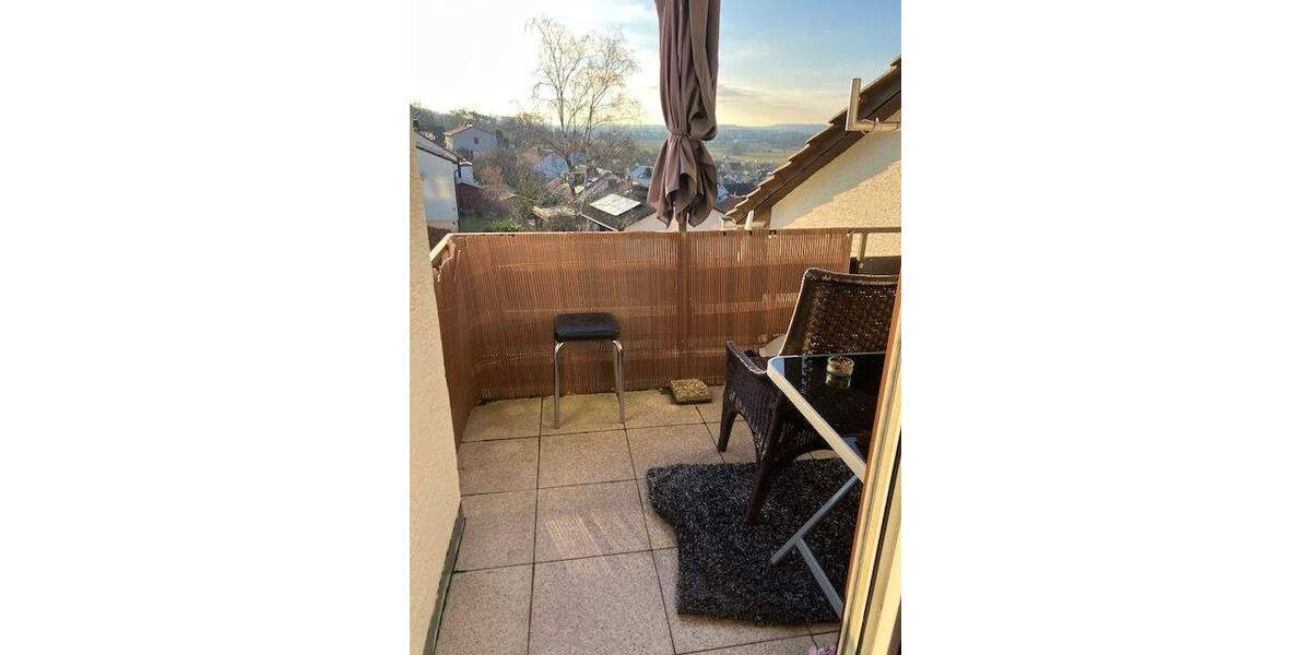 Gut geschnittene- 3-Zi.-Whg -1. Obergeschoss -Balkon - 91463 Dietersheim 3 zimmer