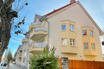 Sehr schöne Wohnung mit Balkon, EBK, Vollbad und Tiefgarage! zimmer
